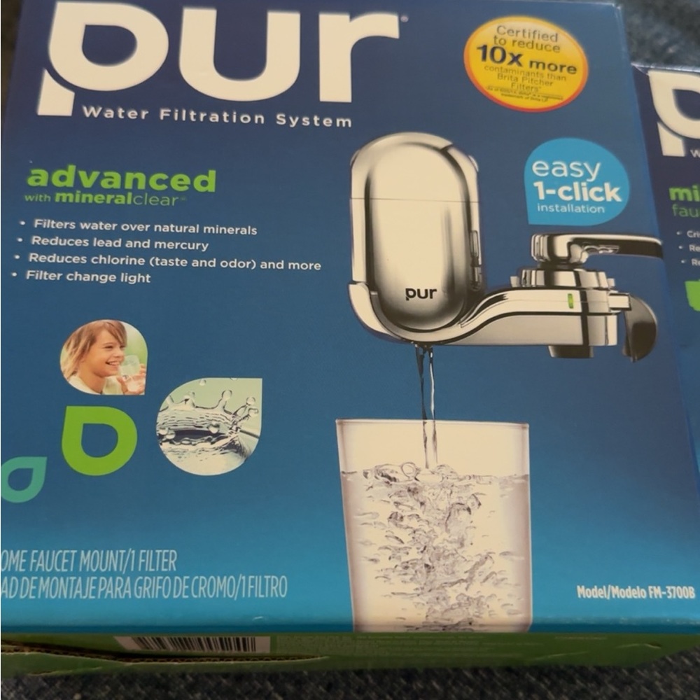 PUR water filtration System with extra refill (new in box)